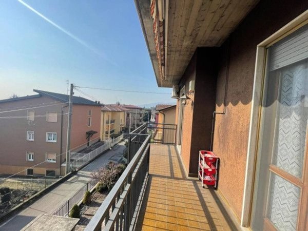 appartamento in vendita ad Alzano Lombardo