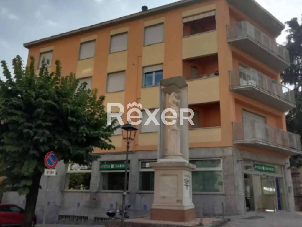 intera palazzina in vendita ad Alzano Lombardo