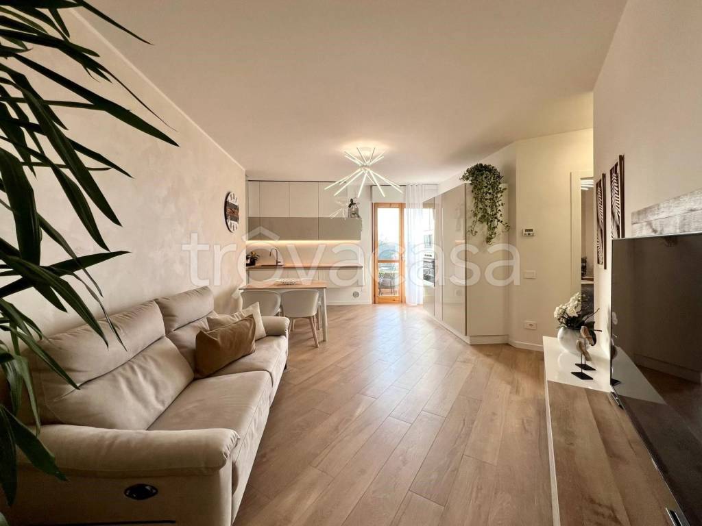 appartamento in vendita ad Alzano Lombardo