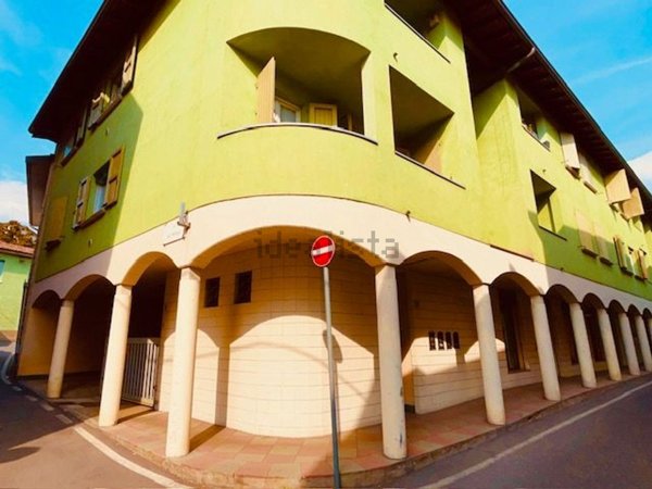 ufficio in vendita ad Alzano Lombardo