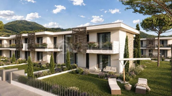 appartamento in vendita ad Alzano Lombardo in zona Monte di Nese