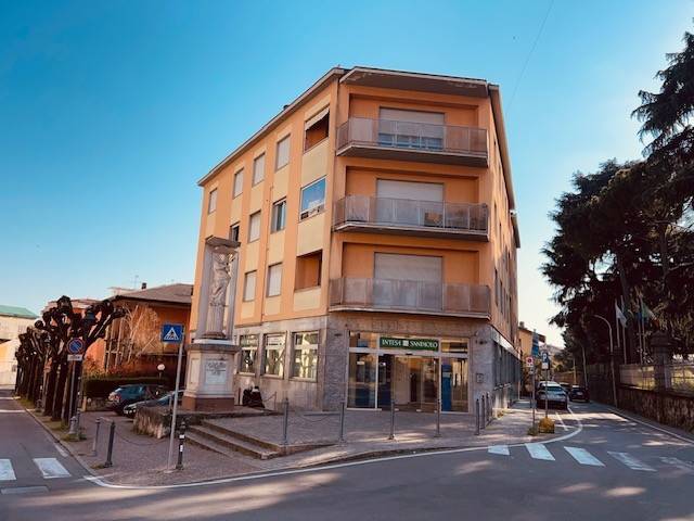 intera palazzina in vendita ad Alzano Lombardo