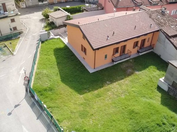 appartamento in vendita ad Alzano Lombardo