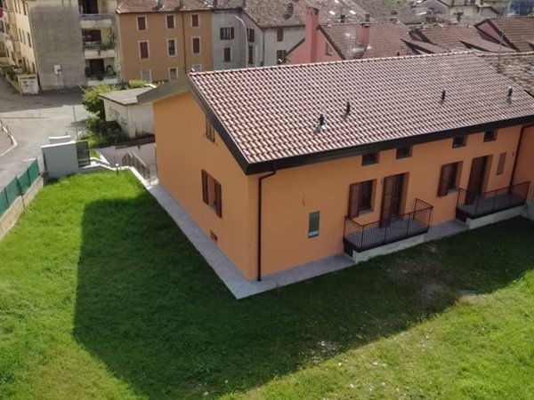 appartamento in vendita ad Alzano Lombardo