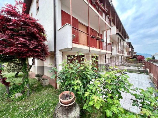 appartamento in vendita ad Alzano Lombardo
