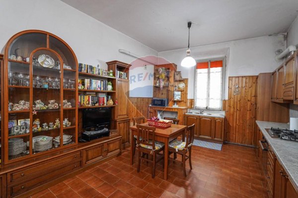 casa indipendente in vendita ad Alzano Lombardo