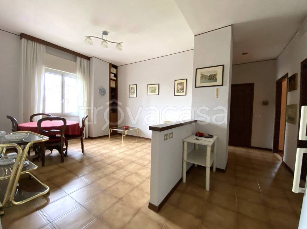 appartamento in vendita ad Alzano Lombardo
