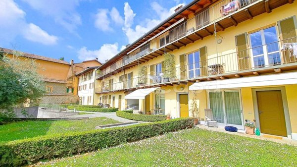 appartamento in vendita ad Alzano Lombardo