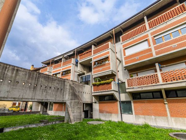 appartamento in vendita ad Alzano Lombardo in zona Monte di Nese