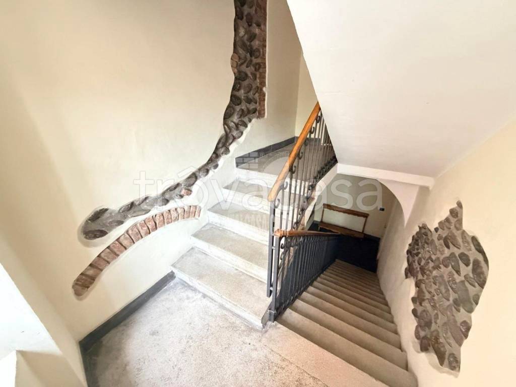 appartamento in vendita ad Alzano Lombardo
