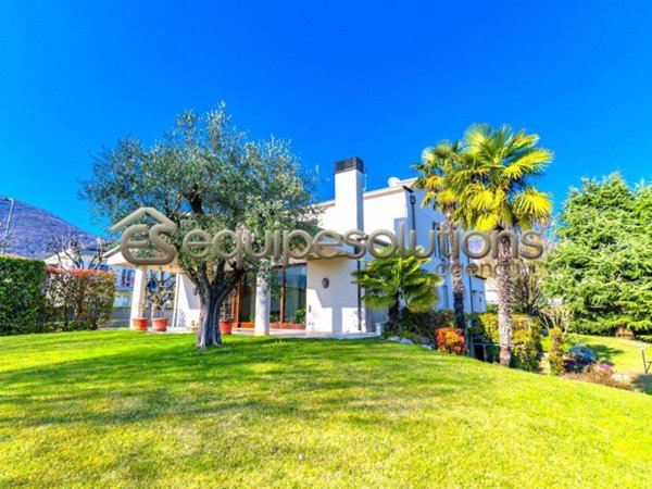 casa indipendente in vendita ad Alzano Lombardo