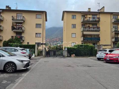 appartamento in vendita ad Alzano Lombardo