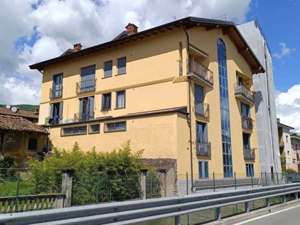 appartamento in vendita ad Alzano Lombardo