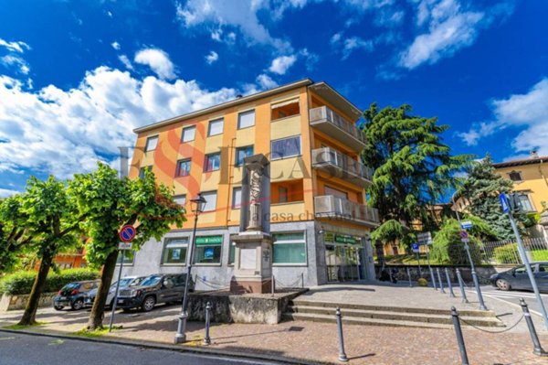 appartamento in vendita ad Alzano Lombardo
