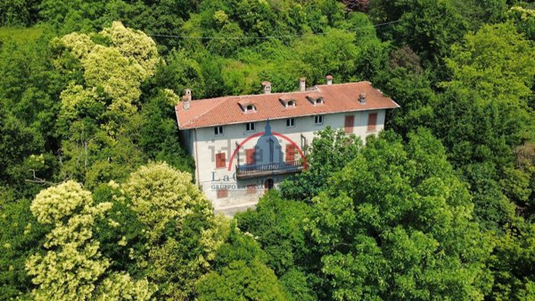 casa indipendente in vendita ad Alzano Lombardo