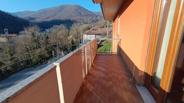 appartamento in vendita ad Alzano Lombardo
