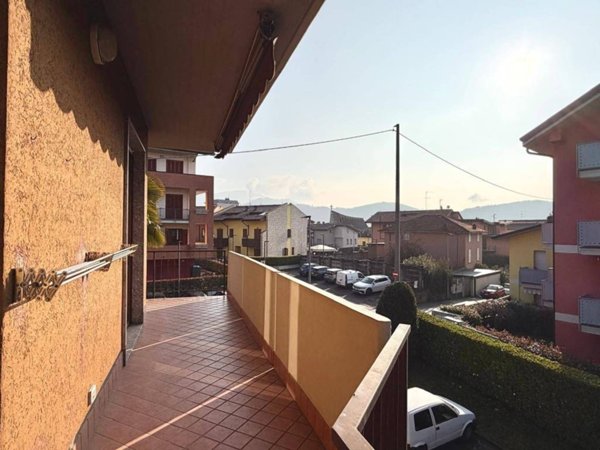 appartamento in vendita ad Alzano Lombardo