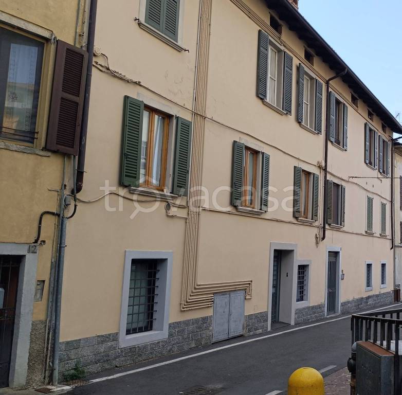 appartamento in vendita ad Alzano Lombardo