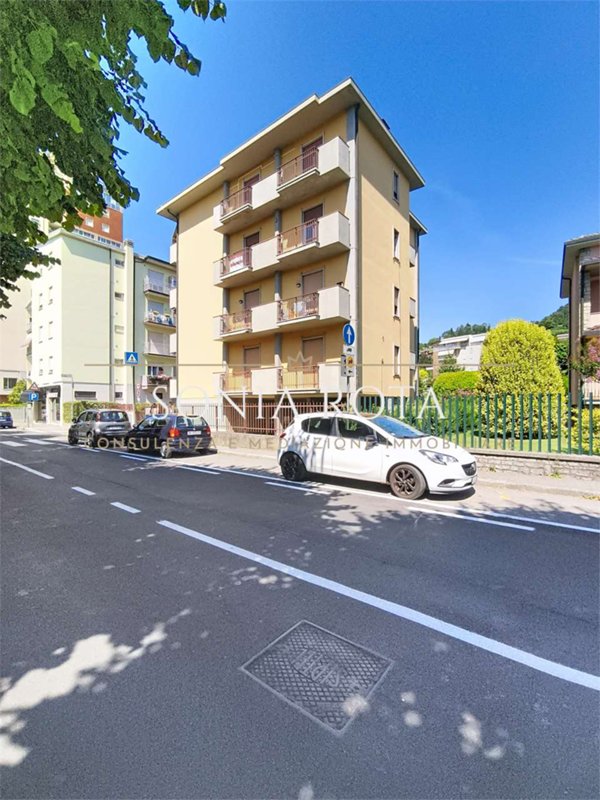 appartamento in vendita ad Alzano Lombardo
