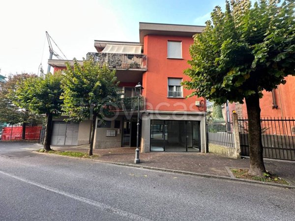 appartamento in vendita ad Alzano Lombardo