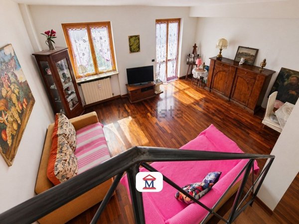 casa indipendente in vendita ad Alzano Lombardo