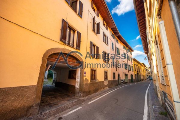 appartamento in vendita ad Alzano Lombardo