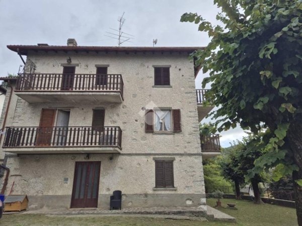 appartamento in vendita ad Alzano Lombardo in zona Monte di Nese