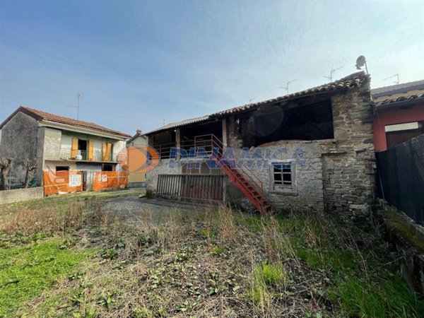 casa indipendente in vendita ad Ambivere
