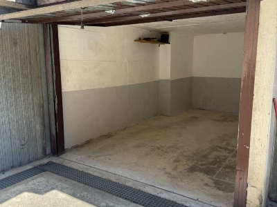 locale di sgombero in vendita ad Ambivere