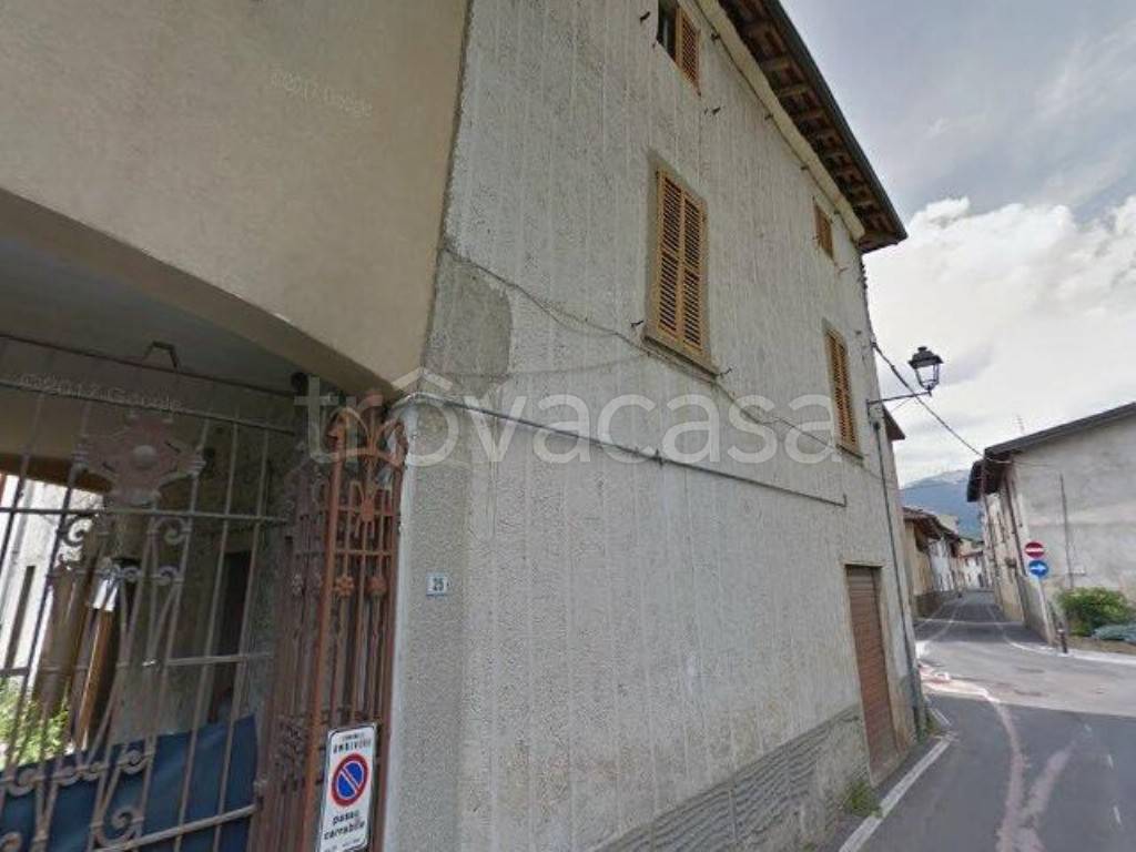 terreno edificabile in vendita ad Ambivere