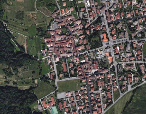 negozio in vendita ad Ambivere