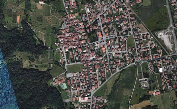 negozio in vendita ad Ambivere