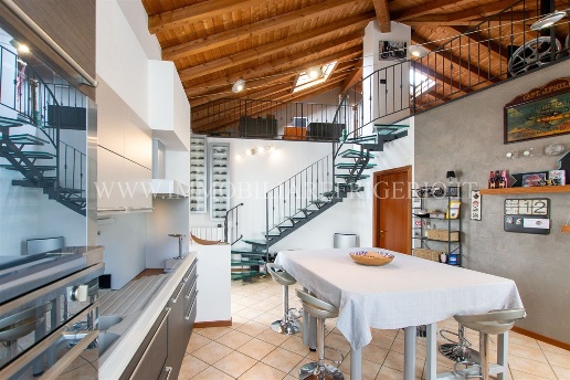 appartamento in vendita ad Ambivere in zona Cerchiera