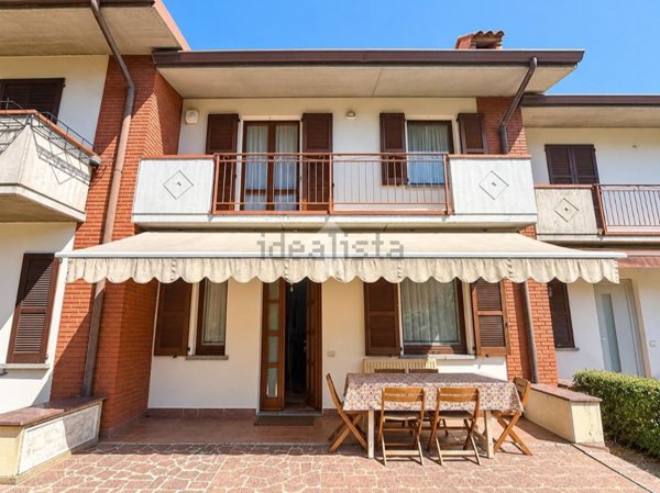 casa indipendente in vendita ad Ambivere
