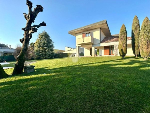 casa indipendente in vendita ad Antegnate
