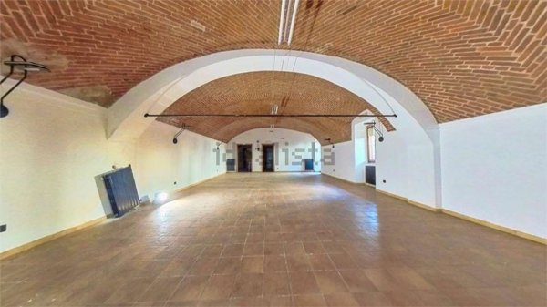 locale commerciale in vendita ad Antegnate