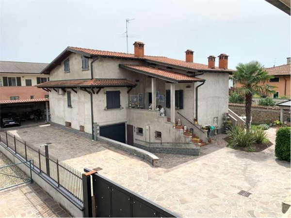 casa indipendente in vendita ad Antegnate