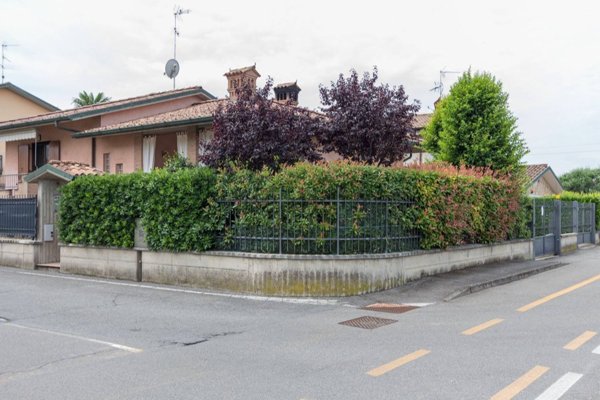 casa indipendente in vendita ad Antegnate