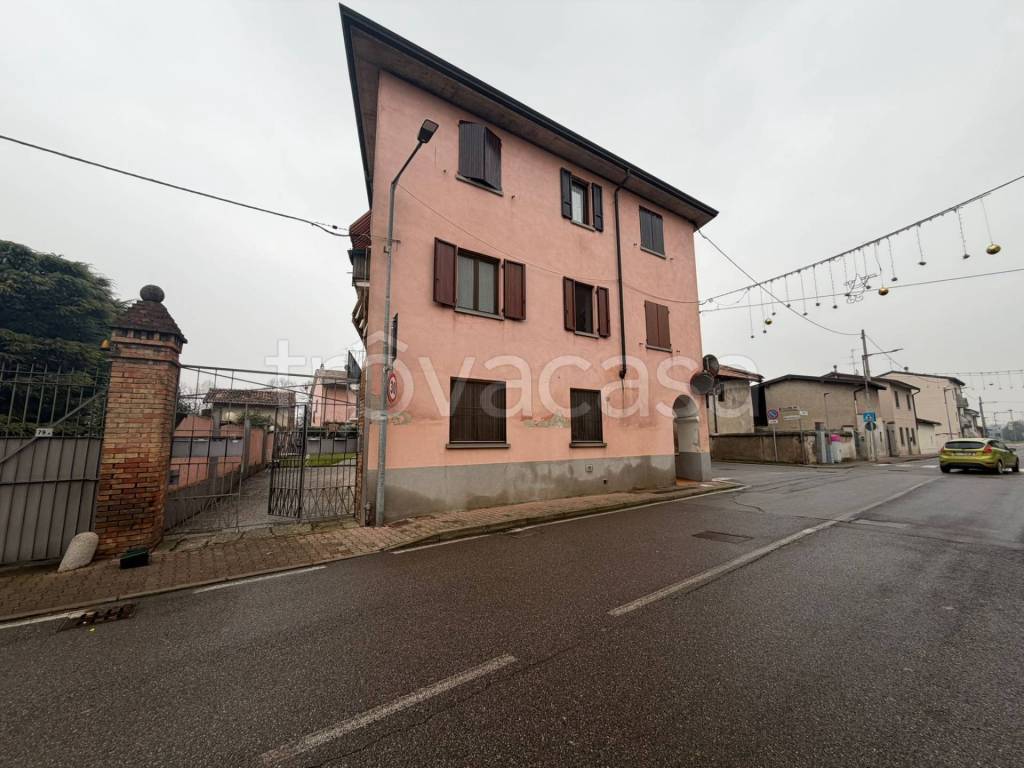 appartamento in vendita ad Antegnate