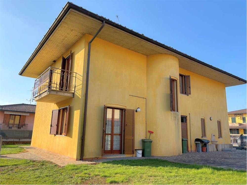 casa indipendente in vendita ad Antegnate