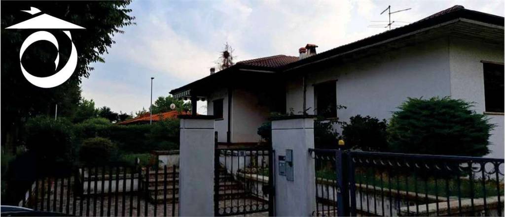 casa indipendente in vendita ad Arcene