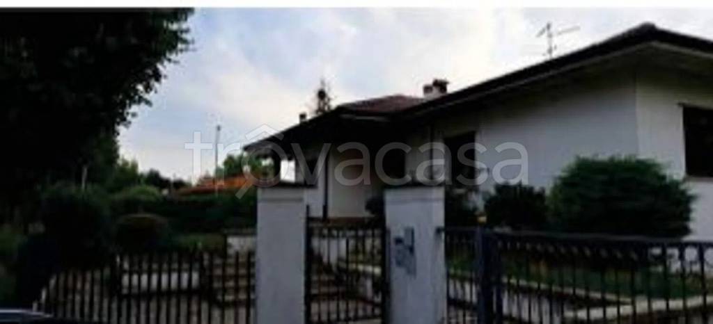 casa indipendente in vendita ad Arcene