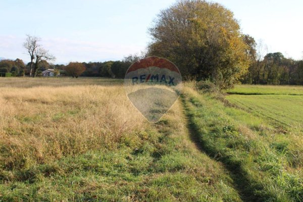 terreno agricolo in vendita ad Arcene