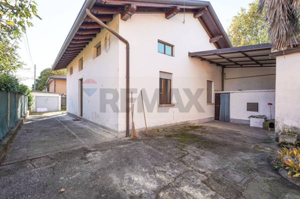 casa indipendente in vendita ad Arcene