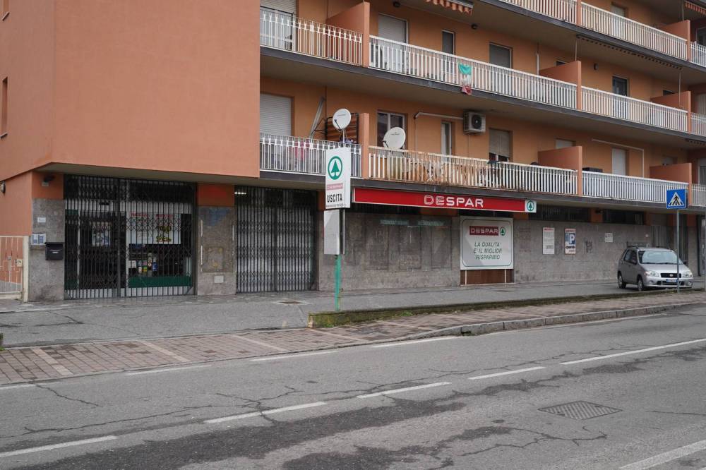 negozio in vendita ad Arcene