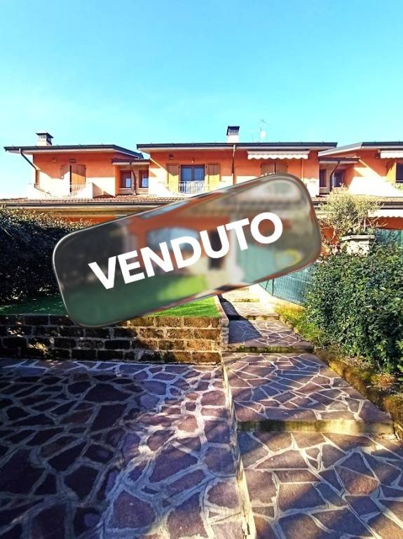 casa indipendente in vendita ad Arcene