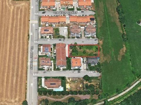 terreno edificabile in vendita ad Arcene