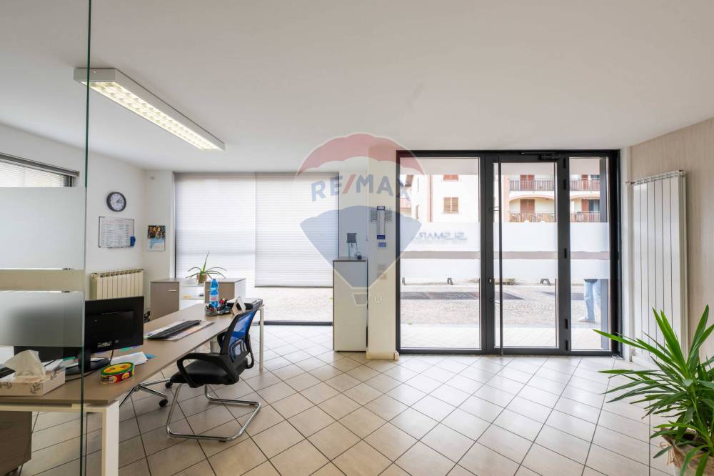 locale commerciale in vendita ad Arcene