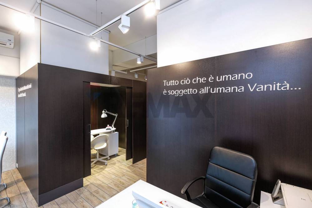 negozio in vendita ad Arcene