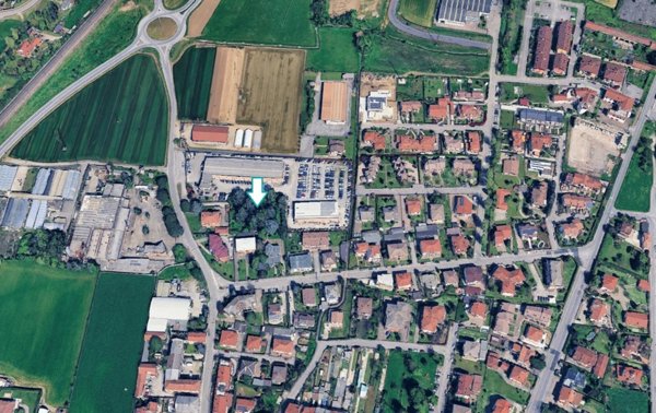 terreno edificabile in vendita ad Arcene